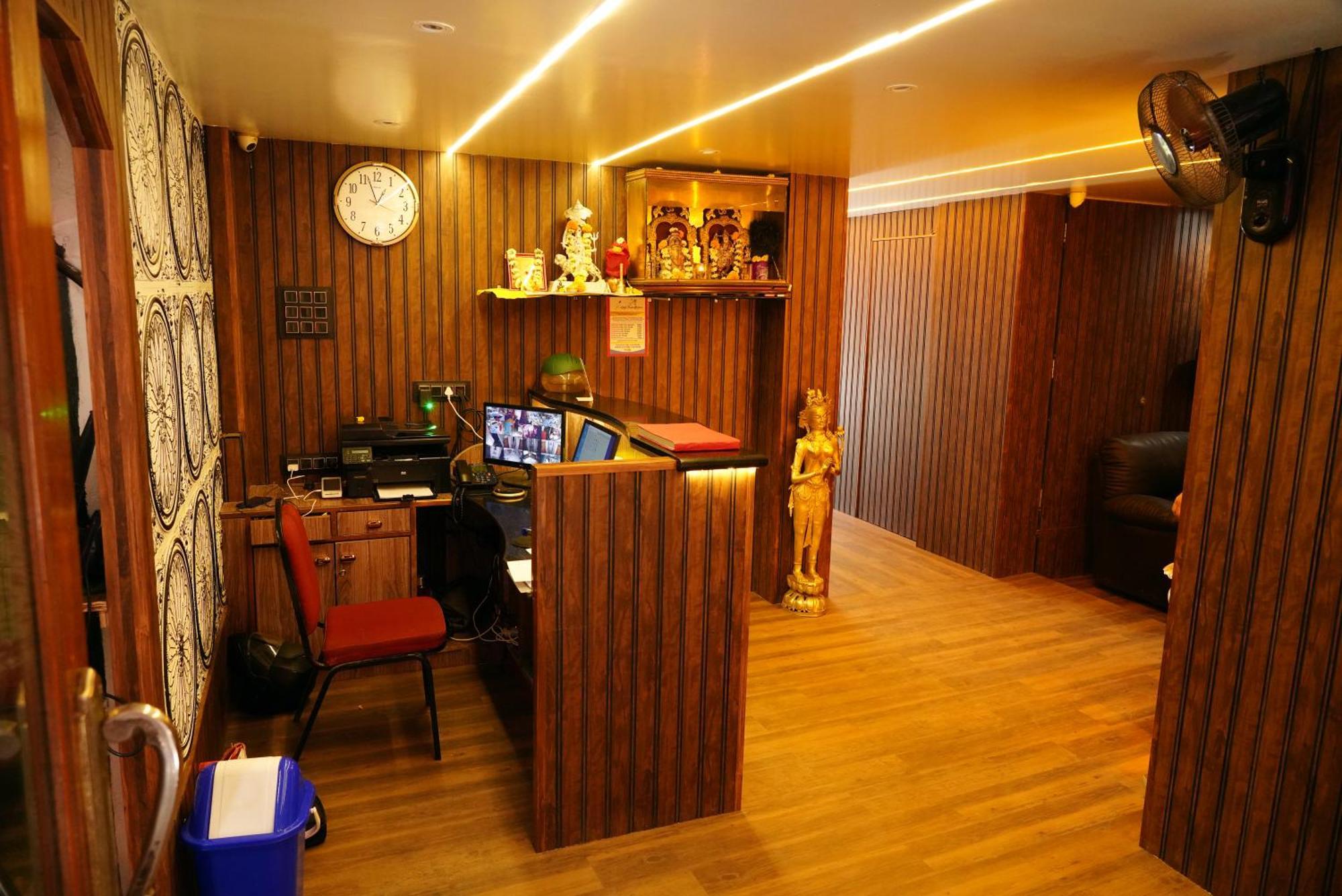 Hotel Padma Krishna Pune Exterior photo